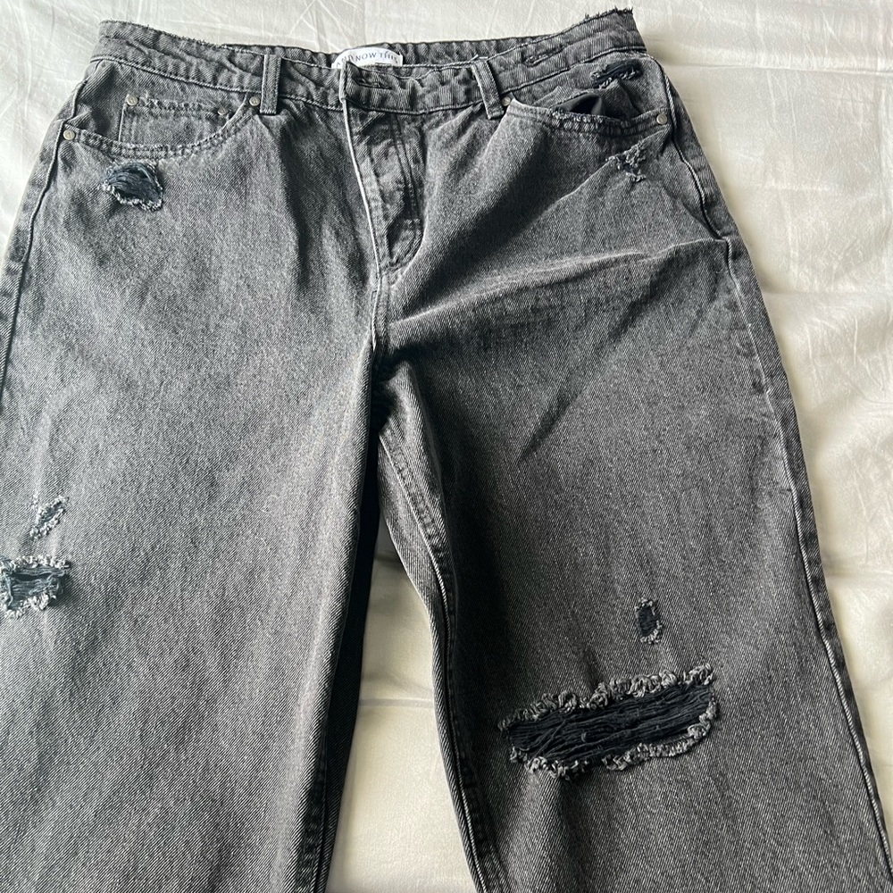 Selling my AND NOW jeans in size 32..it’s brand new, never worn it without tags